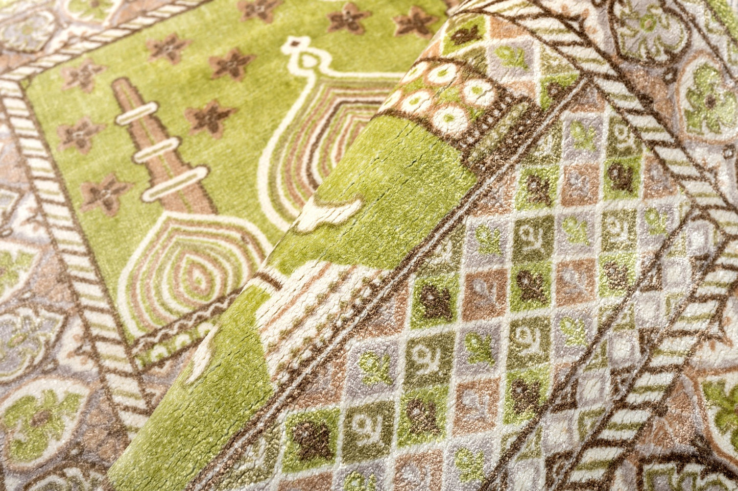 Beige Viscose Islamic Rug