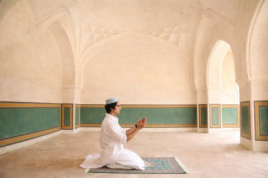  Cultural History of the Muslim Prayer Mat 