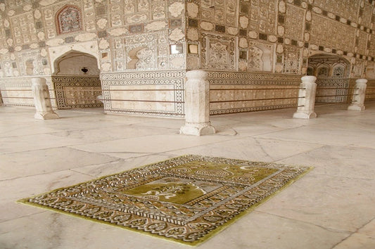 How to Choose the Right Size Prayer Mat for Comfortable Namaz on Eid